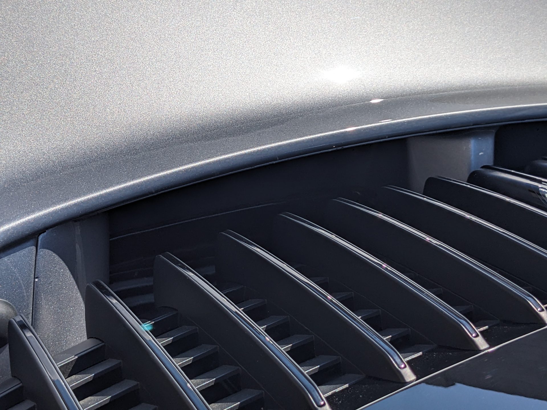 Porsche 992 with Sixth Carbon Sport Classic-style dry carbon fiber ducktail spoiler — gallery photo 7