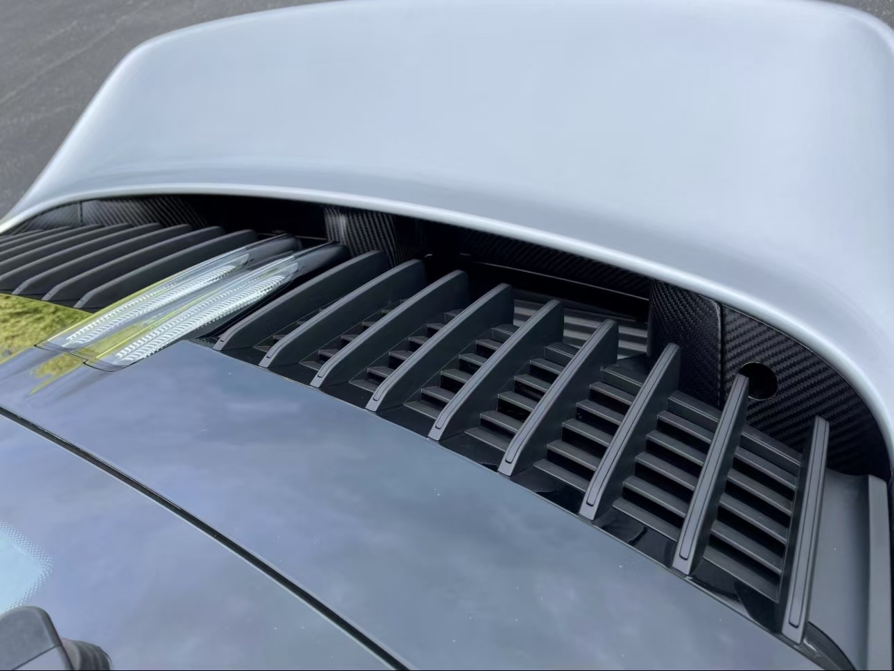 Porsche 992 with Sixth Carbon Sport Classic-style dry carbon fiber ducktail spoiler — gallery photo 16